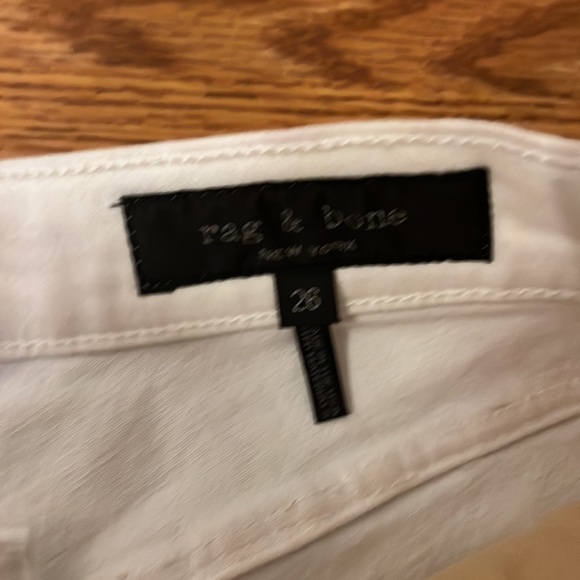 White jeans 👖 - Picture 2 of 4